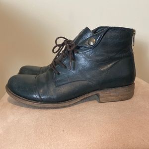 Miz Mooz Lennox booties dark green leather size 8